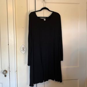 Black long sleeve dress